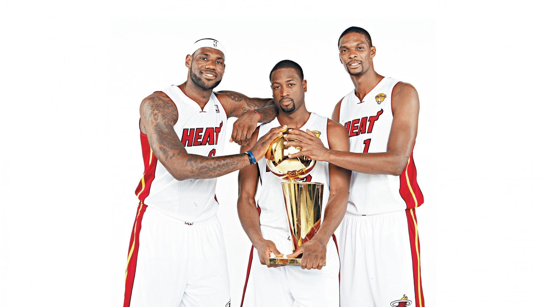 马龙赛点兑现，曼联淘汰莱比锡晋级四强，主帅激动落泪