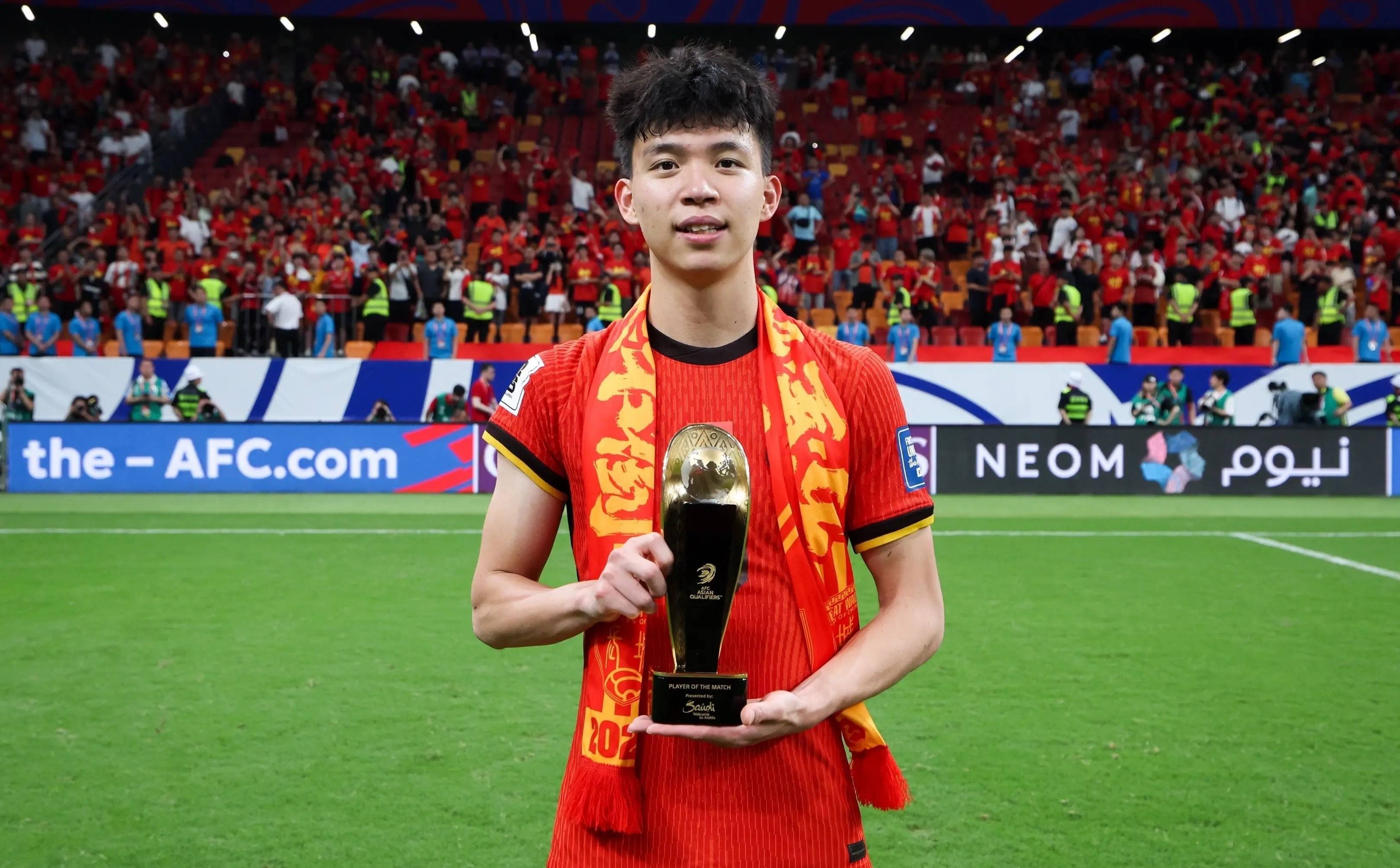 妻子柳如烟和季博达